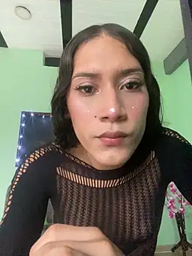 Snapshot of CamilaHarperr_ chatting on November 12, 2025, 12:20 pm CamilaHarperr online show from November 12, 2025, 12:20 pm