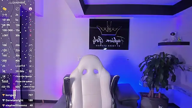 Snapshot of CamilaHarperr_ chatting on March 7, 2025, 7:08 am CamilaHarperr online show from March 7, 2025, 7:08 am