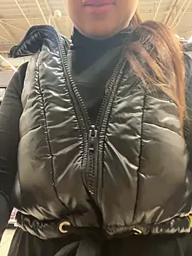 Snapshot of beautydiamond chatting on March 15, 2025, 10:57 am beautydiamond online show from March 15, 2025, 10:57 am