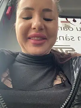 Snapshot of beautydiamond chatting on March 15, 2025, 7:53 am beautydiamond online show from March 15, 2025, 7:53 am