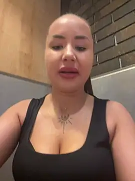 Snapshot of beautydiamond chatting on May 16, 2026, 8:02 am beautydiamond online show from May 16, 2026, 8:02 am