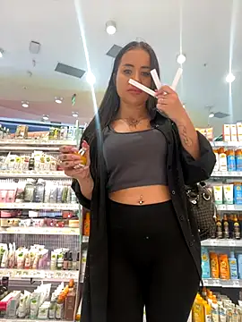 Snapshot of beautydiamond chatting on September 26, 2025, 9:49 am beautydiamond online show from September 26, 2025, 9:49 am