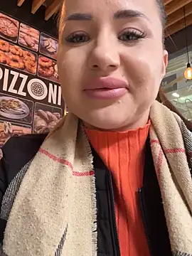 Snapshot of beautydiamond chatting on March 5, 2025, 8:21 am beautydiamond online show from March 5, 2025, 8:21 am