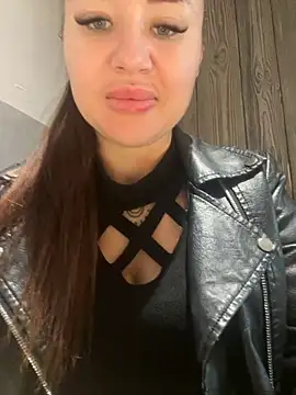 Snapshot of beautydiamond chatting on October 28, 2025, 9:52 am beautydiamond online show from October 28, 2025, 9:52 am