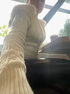 Snapshot of beautydiamond chatting on November 20, 2025, 9:54 am beautydiamond online show from November 20, 2025, 9:54 am