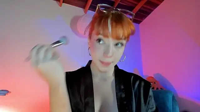 Snapshot of sweeet_peach chatting on April 16, 2026, 1:39 am sweeet peach online show from April 16, 2026, 1:39 am