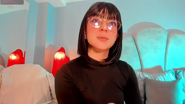 Snapshot of sweeet_peach chatting on October 22, 2025, 10:30 pm sweeet peach online show from October 22, 2025, 10:30 pm