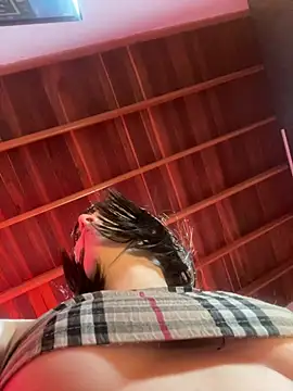 Snapshot of sweeet_peach chatting on April 7, 2026, 3:19 am sweeet peach online show from April 7, 2026, 3:19 am