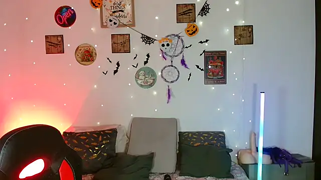 Snapshot of catalinamommyx chatting on October 27, 2025, 11:16 pm catalinamommyx online show from October 27, 2025, 11:16 pm