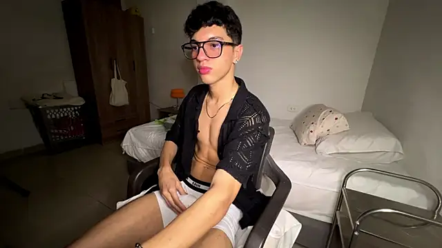 Snapshot of Angelligth chatting on November 25, 2025, 3:40 am Angelligth online show from November 25, 2025, 3:40 am