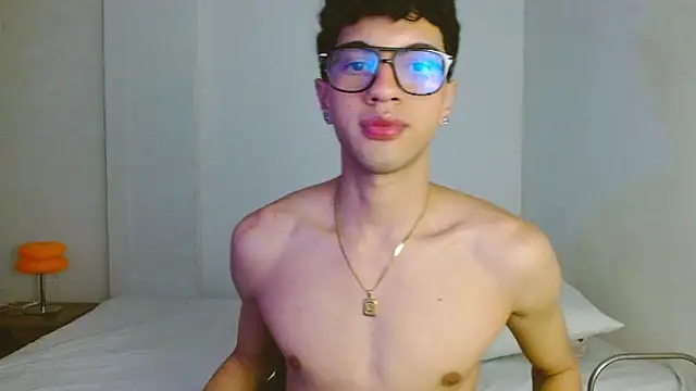 Snapshot of Angelligth chatting on November 29, 2025, 3:39 am Angelligth online show from November 29, 2025, 3:39 am