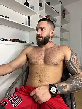 LoveIsBlind  online show from September 22, 2025, 3:40 pm