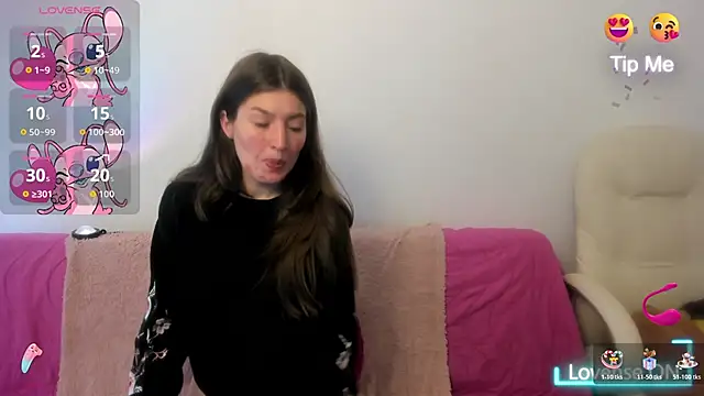 Snapshot of Tesa_cute chatting on November 15, 2025, 6:45 pm Tesa cute online show from November 15, 2025, 6:45 pm