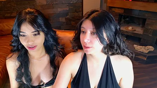 lina pink online show from April 12, 2026, 1:09 am