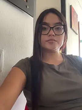 Snapshot of Karla-sexy01 chatting on January 22, 2025, 8:59 pm Karla-sexy01 online show from January 22, 2025, 8:59 pm