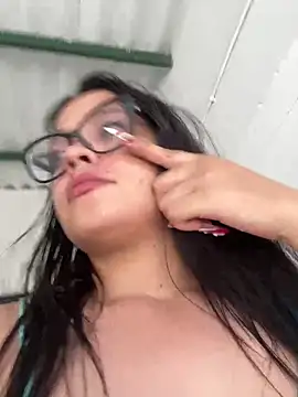 Snapshot of Karla-sexy01 chatting on January 27, 2025, 7:46 pm Karla-sexy01 online show from January 27, 2025, 7:46 pm