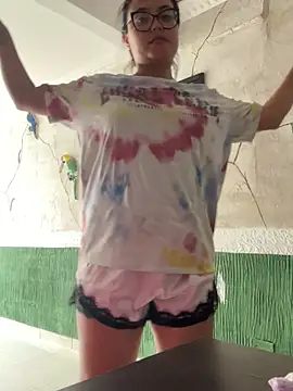 Snapshot of Karla-sexy01 chatting on January 4, 2025, 2:14 pm Karla-sexy01 online show from January 4, 2025, 2:14 pm