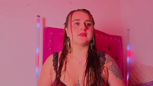 Snapshot of evy_orange1 chatting on November 25, 2025, 1:06 am evy orange1 online show from November 25, 2025, 1:06 am