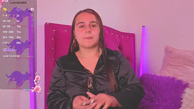 Snapshot of evy_orange1 chatting on November 12, 2025, 3:49 pm evy orange1 online show from November 12, 2025, 3:49 pm