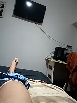 maxiporonga1 online show from April 3, 2026, 5:14 am