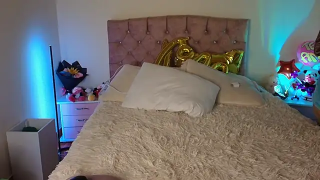 Snapshot of miaa_saenz1 chatting on November 5, 2025, 3:53 am miaa saenz1 online show from November 5, 2025, 3:53 am