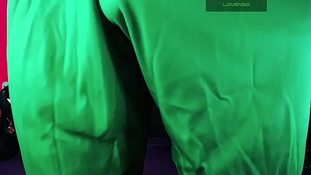 Snapshot of blckwolf_6 chatting on October 31, 2025, 5:42 pm blckwolf 6 online show from October 31, 2025, 5:42 pm