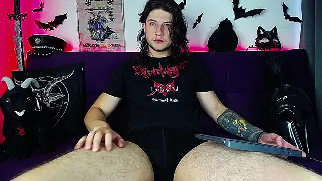 Snapshot of blckwolf_6 chatting on December 14, 2025, 5:18 pm blckwolf 6 online show from December 14, 2025, 5:18 pm