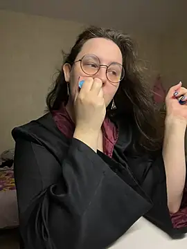 Snapshot of hungry1bunny chatting on January 11, 2026, 5:53 pm hungry1bunny online show from January 11, 2026, 5:53 pm