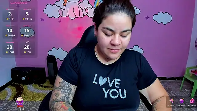 Sharon hils online show from April 13, 2026, 1:15 pm