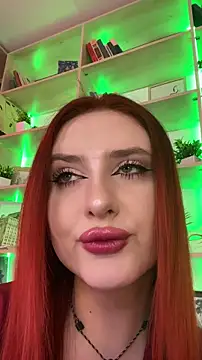 Snapshot of AnnaRichmond chatting on December 14, 2025, 5:13 am AnnaRichmond online show from December 14, 2025, 5:13 am