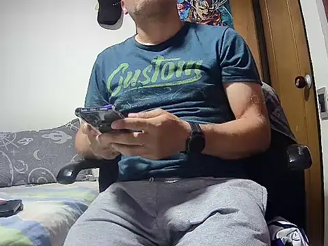 Snapshot of Ponpeo chatting on June 16, 2026, 3:06 am Ponpeo online show from June 16, 2026, 3:06 am