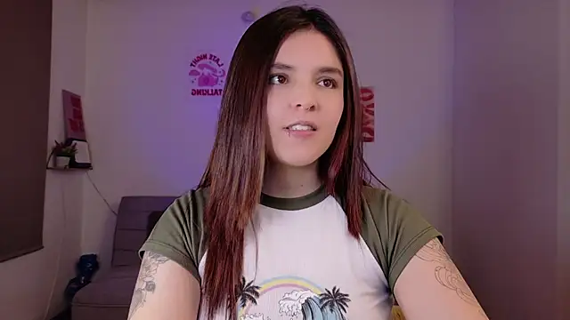 Snapshot of Mariangeel chatting on October 29, 2025, 10:52 pm Mariangeel online show from October 29, 2025, 10:52 pm