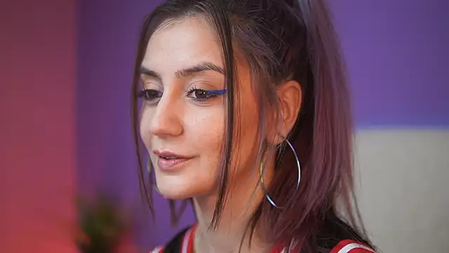 Snapshot of SabrinaHope chatting on January 5, 2026, 10:02 pm SabrinaHope online show from January 5, 2026, 10:02 pm