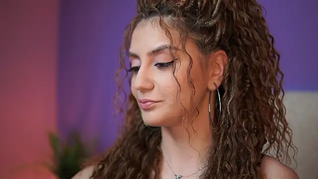 Snapshot of SabrinaHope chatting on February 14, 2026, 10:43 pm SabrinaHope online show from February 14, 2026, 10:43 pm