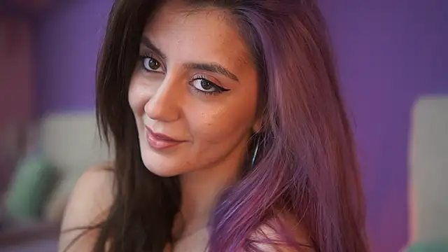 Snapshot of SabrinaHope chatting on December 19, 2025, 10:01 pm SabrinaHope online show from December 19, 2025, 10:01 pm