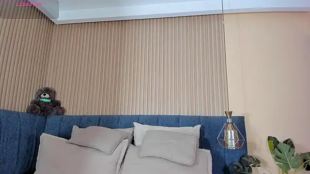 Snapshot of kathecute__ chatting on February 13, 2026, 2:33 am kathecute online show from February 13, 2026, 2:33 am