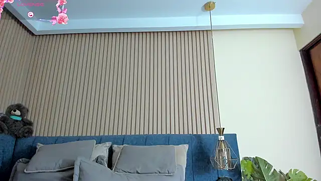 kathecute   online show from April 18, 2026, 1:41 am