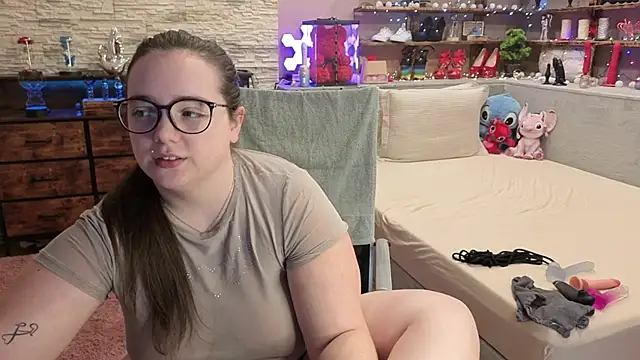 Kimberly-Caprice online show from March 31, 2026, 6:26 am