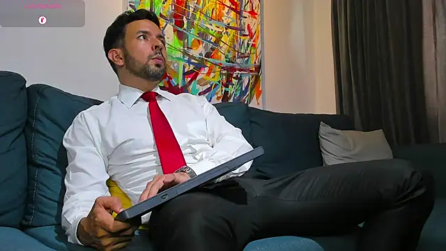 tommy raym0ndg online show from November 25, 2025, 8:31 pm