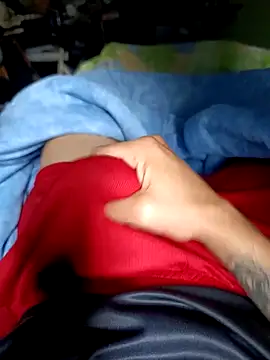 Snapshot of duromelopones chatting on December 17, 2025, 6:13 pm duromelopones online show from December 17, 2025, 6:13 pm