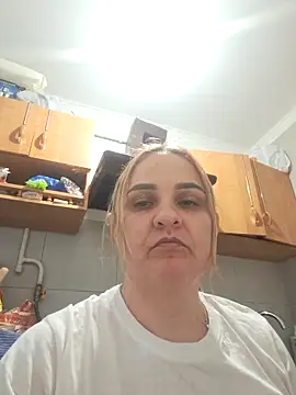 Malichkaanna30 online show from April 9, 2026, 4:57 pm