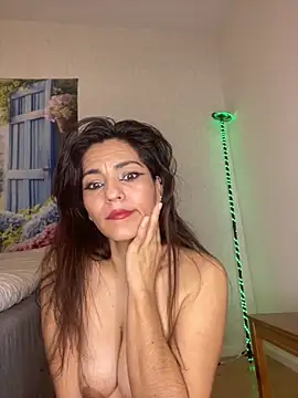 Chanel shaw online show from November 6, 2025, 8:57 pm