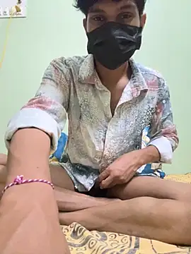 Snapshot of Princee9 chatting on October 19, 2025, 7:49 pm Princee9 online show from October 19, 2025, 7:49 pm