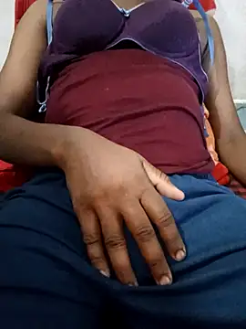 CuteyCouple online show from June 14, 2026, 6:31 pm