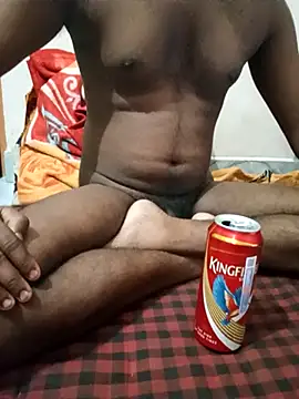 CuteyCouple online show from May 31, 2026, 7:58 pm
