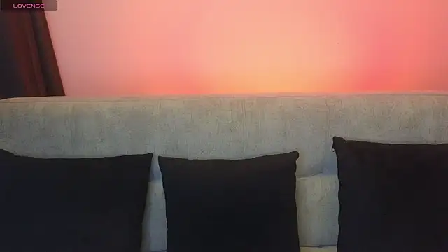 missy taylor  online show from April 4, 2026, 2:18 am