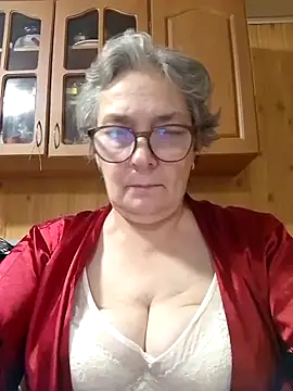 IrinaSweet54 online show from October 17, 2025, 7:33 am