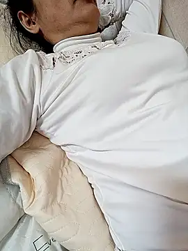 Snapshot of Lovepussyhair chatting on January 11, 2026, 3:02 am Lovepussyhair online show from January 11, 2026, 3:02 am