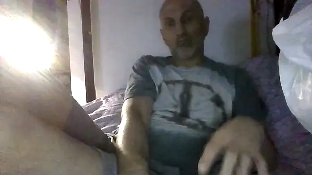 LayingRealism online show from June 5, 2026, 6:57 pm
