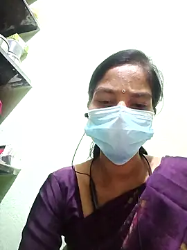 anusiya01 online show from October 6, 2025, 5:57 pm